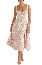 Robe florale avec galbe à la taille - Blommig - Cheneris