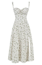 Robe florale avec galbe à la taille - Blommig - Cheneris